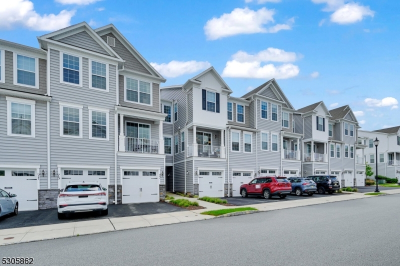 81 Sequoia Drive Cedar Grove NJ 07009