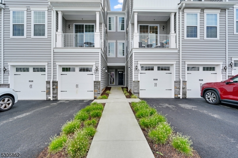 81 Sequoia Drive Cedar Grove NJ 07009