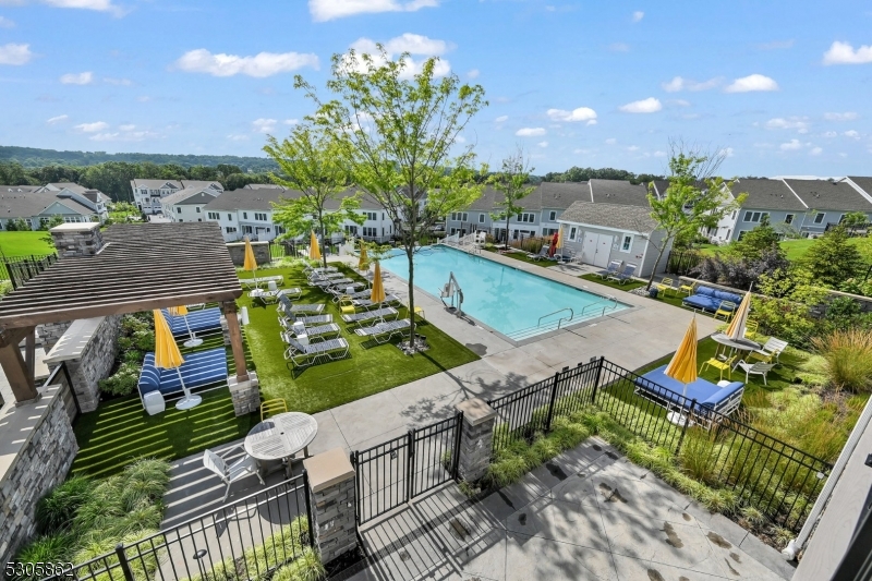 81 Sequoia Drive Cedar Grove NJ 07009