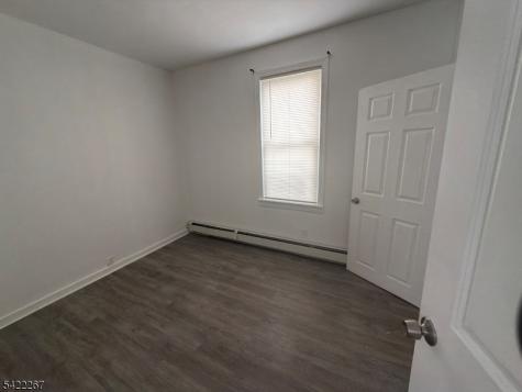 70 Welland Avenue Irvington NJ 07111