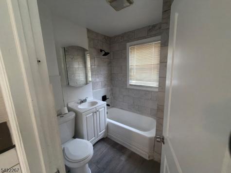 70 Welland Avenue Irvington NJ 07111
