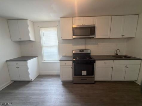 70 Welland Avenue Irvington NJ 07111