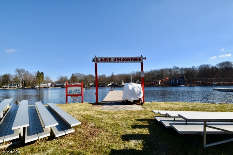 60 W Shawnee Trail Jefferson NJ 07885