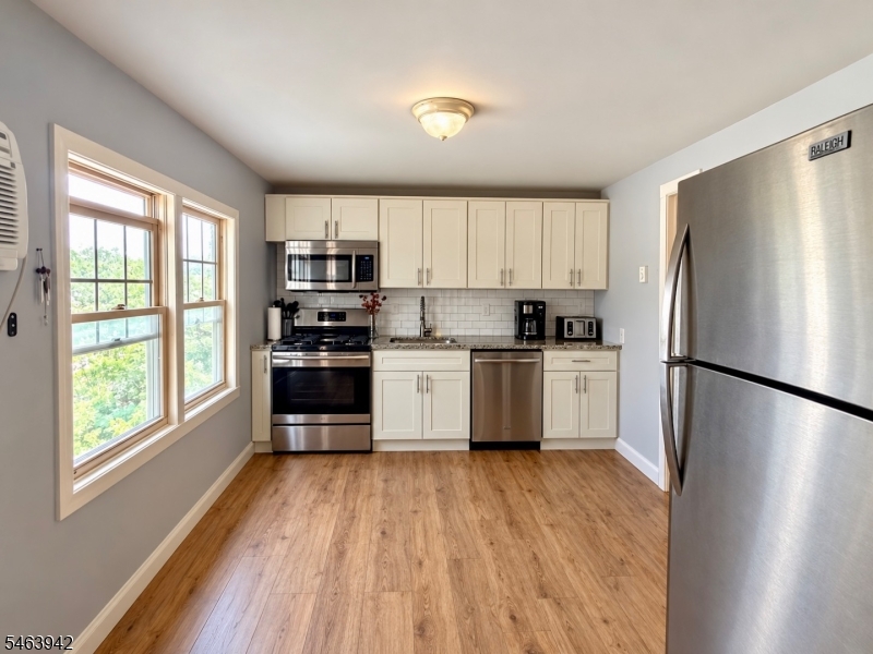 60 W Shawnee Trail Jefferson NJ 07885