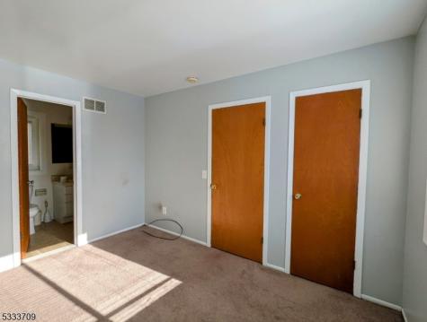 46 Bennington Square Washington NJ 07840