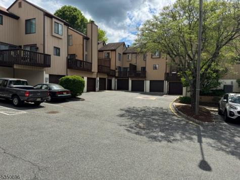 46 Bennington Square Washington NJ 07840