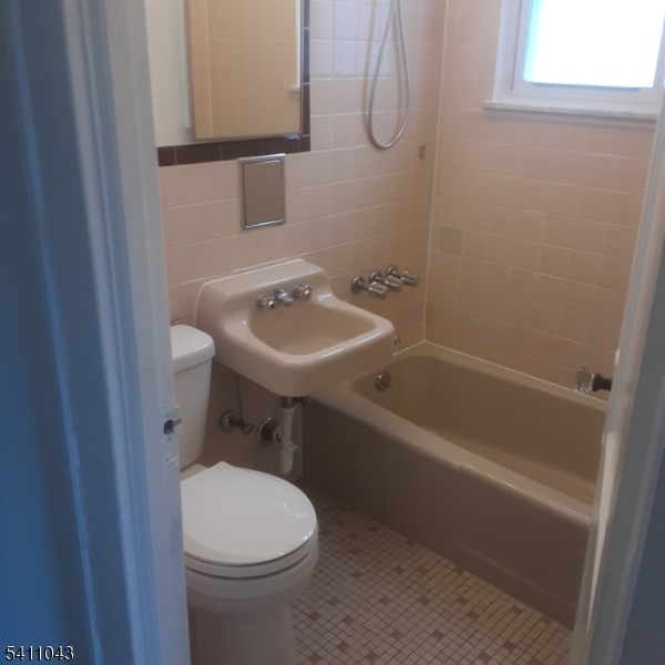 15 Bellevue Avenue Belleville NJ 07109