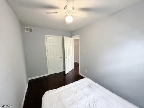 289 Rose Street Newark NJ 07108