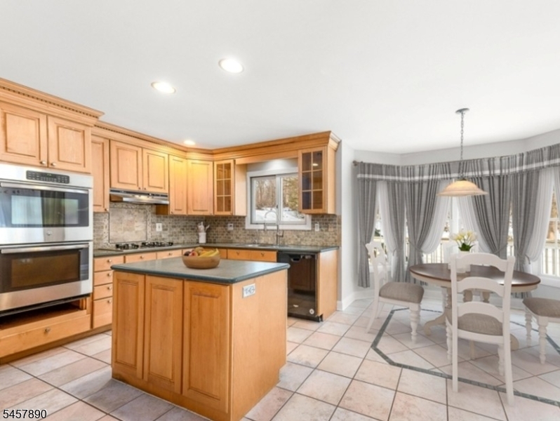 2 Echo Lane Randolph NJ 07869