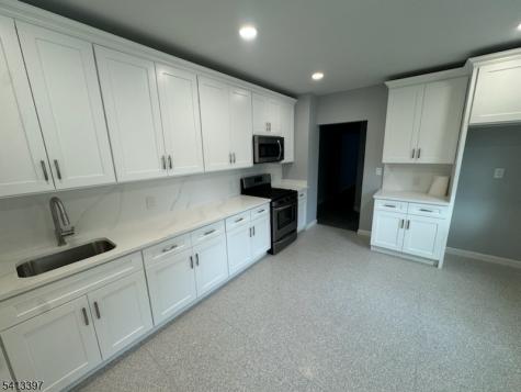 812 Bayway Avenue Elizabeth NJ 07202