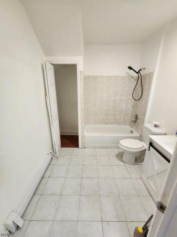 21 Belmont Avenue Paterson NJ 07522