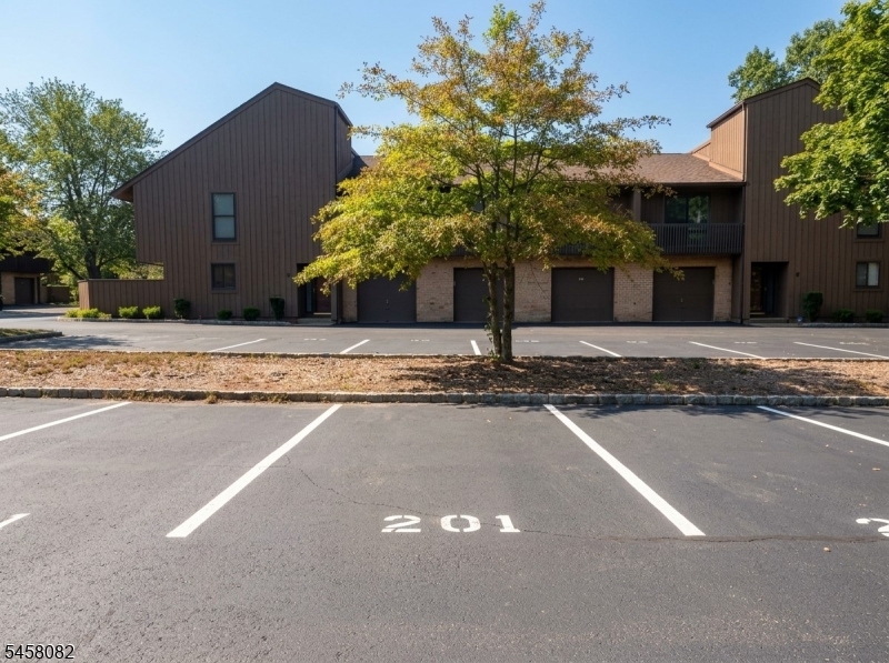 231 Kingsberry Drive Franklin NJ 08873