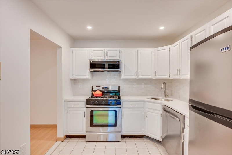 71 Rachel Court Franklin NJ 08823