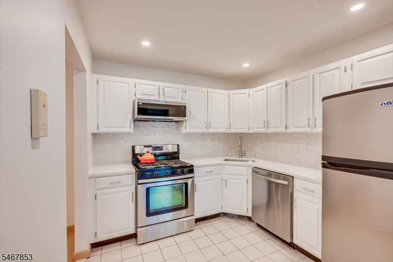 71 Rachel Court Franklin NJ 08823