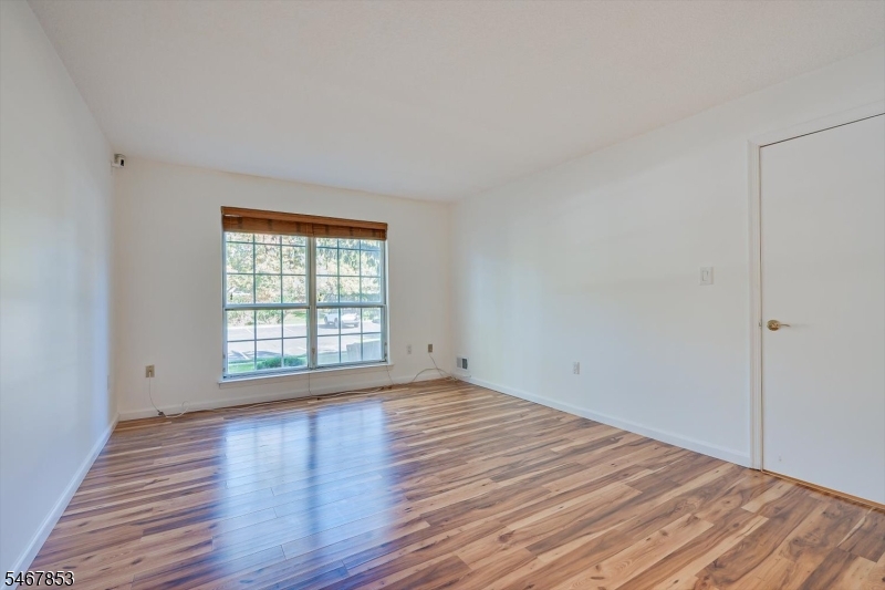 71 Rachel Court Franklin NJ 08823