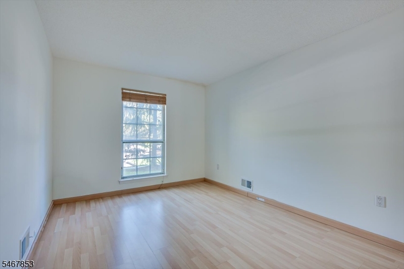 71 Rachel Court Franklin NJ 08823