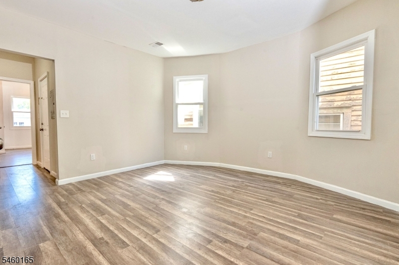 186 N 17th Street East Orange NJ 07017
