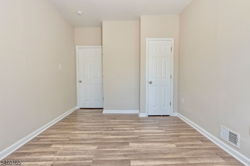 186 N 17th Street East Orange NJ 07017
