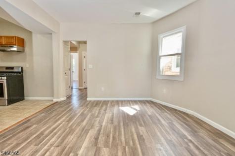 186 N 17th Street East Orange NJ 07017