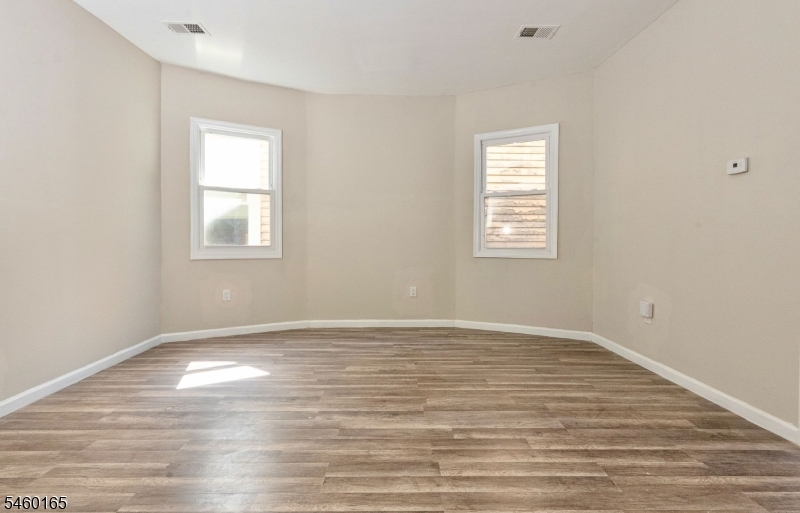 186 N 17th Street East Orange NJ 07017