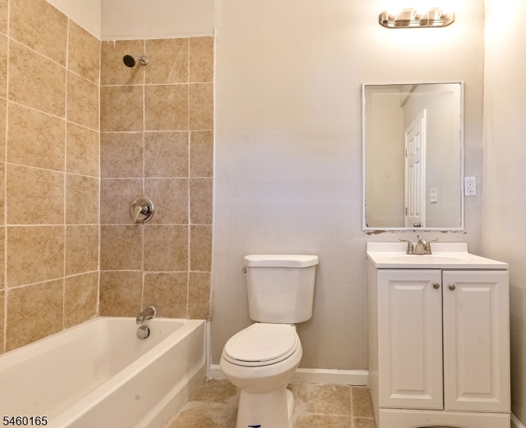 186 N 17th Street East Orange NJ 07017