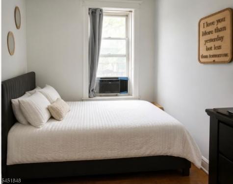 82 Laidlaw Avenue Jersey City NJ 07306