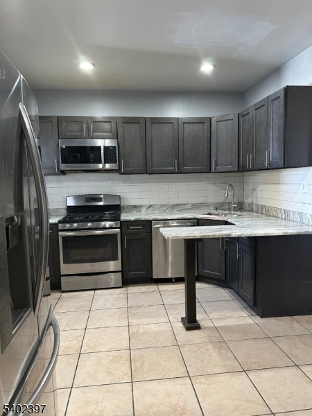 8 4TH Street Passaic NJ 07055