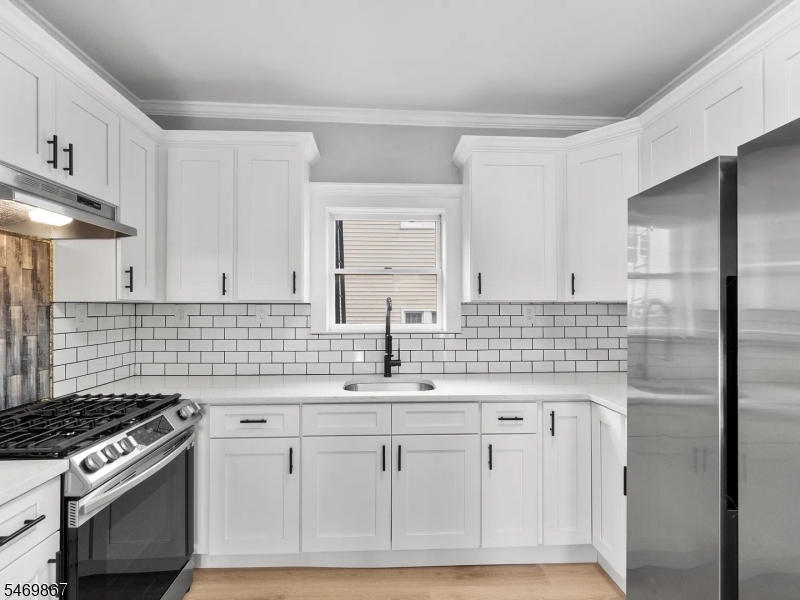 98 W 32nd Street Bayonne NJ 07002