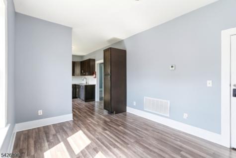 10 Charles Street East Orange NJ 07017