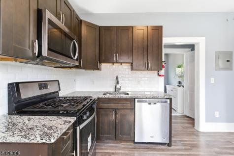 10 Charles Street East Orange NJ 07017