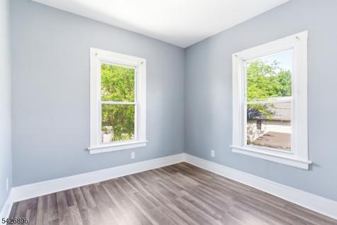10 Charles Street East Orange NJ 07017