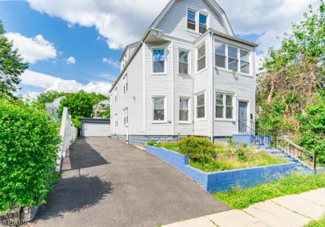 10 Charles Street East Orange NJ 07017