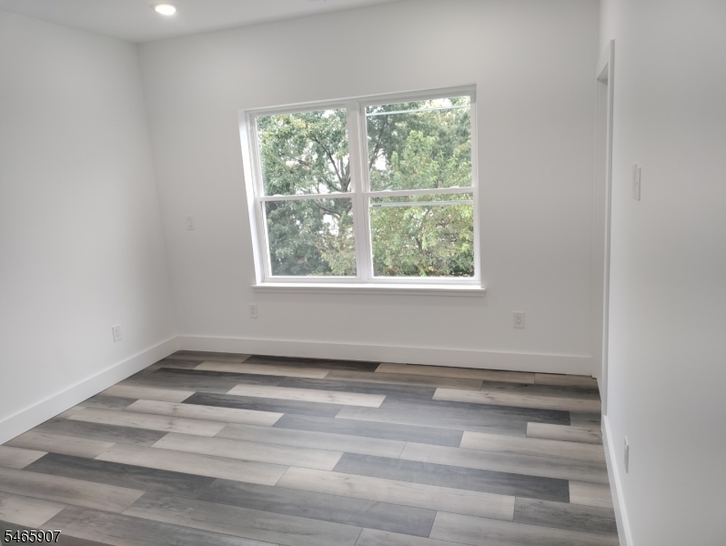 706 Bergen Street Newark NJ 07108