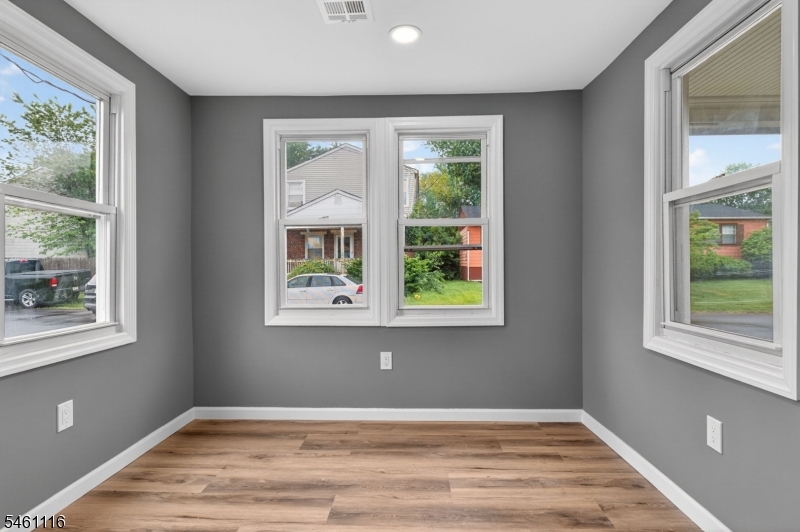 16 Gordon Street Aberdeen NJ 07721