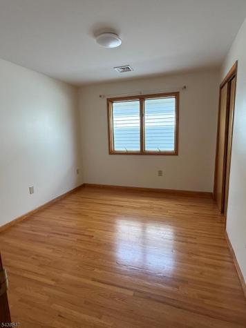 76 Van Buren Street Newark NJ 07105