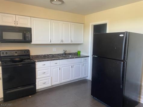 28 E Camplain Road Manville NJ 08835