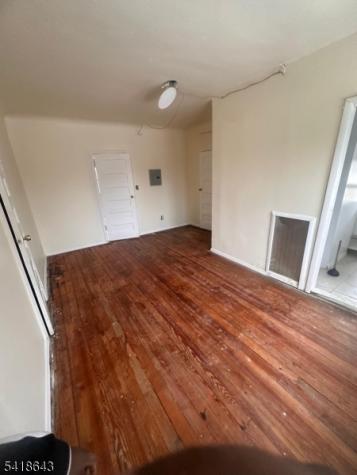 45 Finlay Place Newark NJ 07106