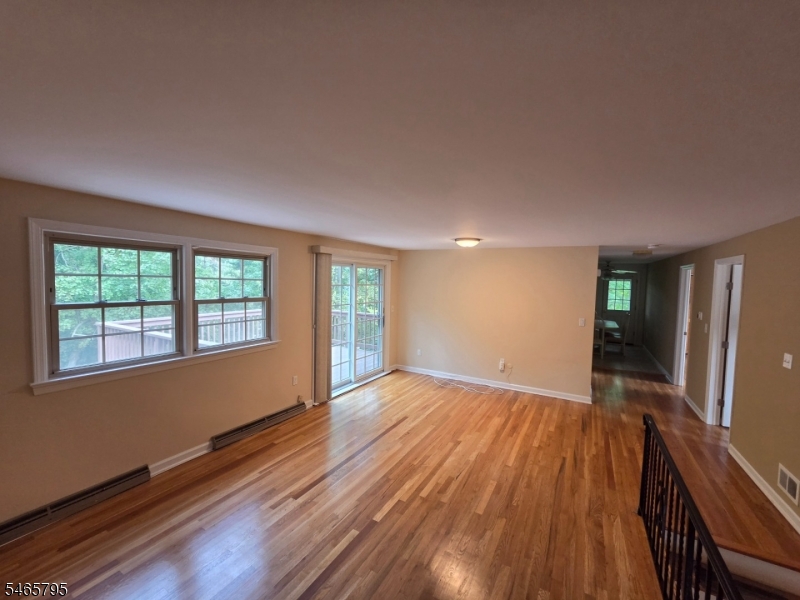 857 Pompton Avenue Cedar Grove NJ 07009