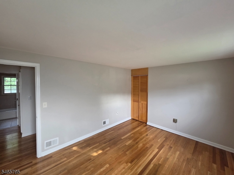 857 Pompton Avenue Cedar Grove NJ 07009