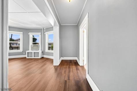 33 Van Houten Place Belleville NJ 07109