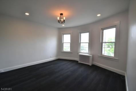 21 Walnut Street Clifton NJ 07013