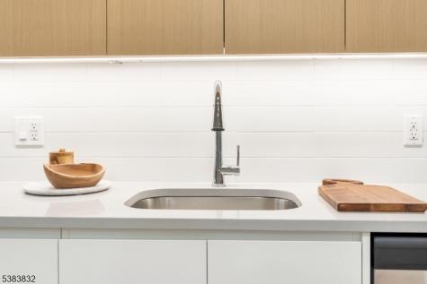 431 Drive Mlk Jr Boulevard East Orange NJ 07018