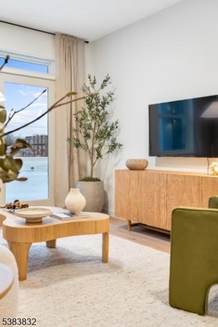 431 Drive Mlk Jr Boulevard East Orange NJ 07018