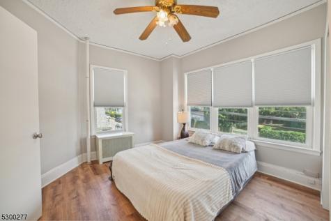16 Henry Street Bloomfield NJ 07003