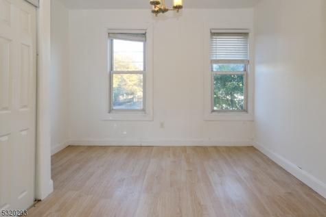 588 Argyle Avenue City Of Orange NJ 07050