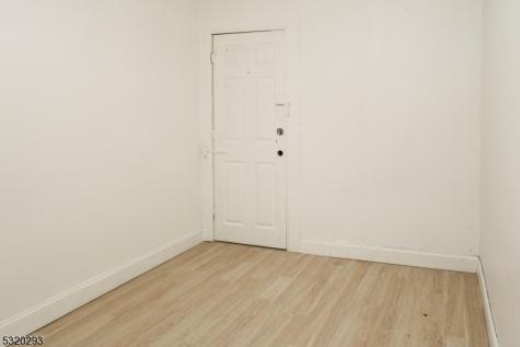 588 Argyle Avenue City Of Orange NJ 07050