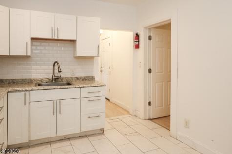 588 Argyle Avenue City Of Orange NJ 07050