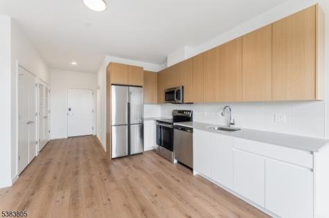 431 Drive Mlk Jr Boulevard East Orange NJ 07018