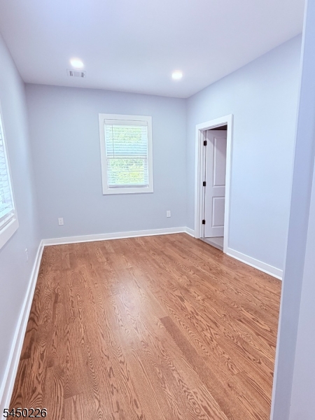 8 Essex Street Nutley NJ 07110