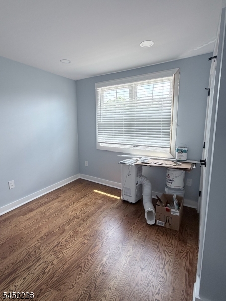 8 Essex Street Nutley NJ 07110